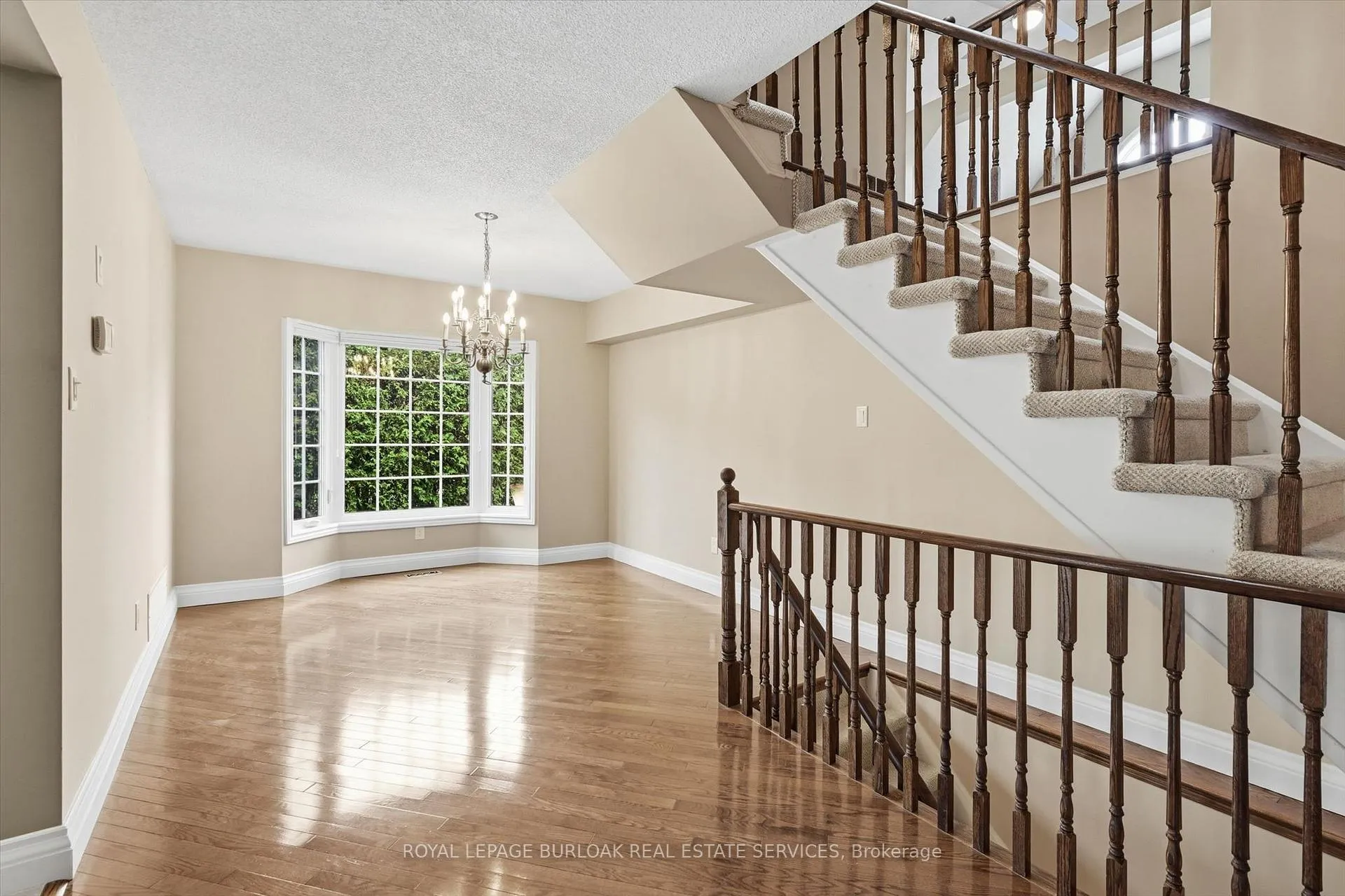 Photo 12 of Unit 44, 3333 New Street, Burlington, Roseland — HOMEH