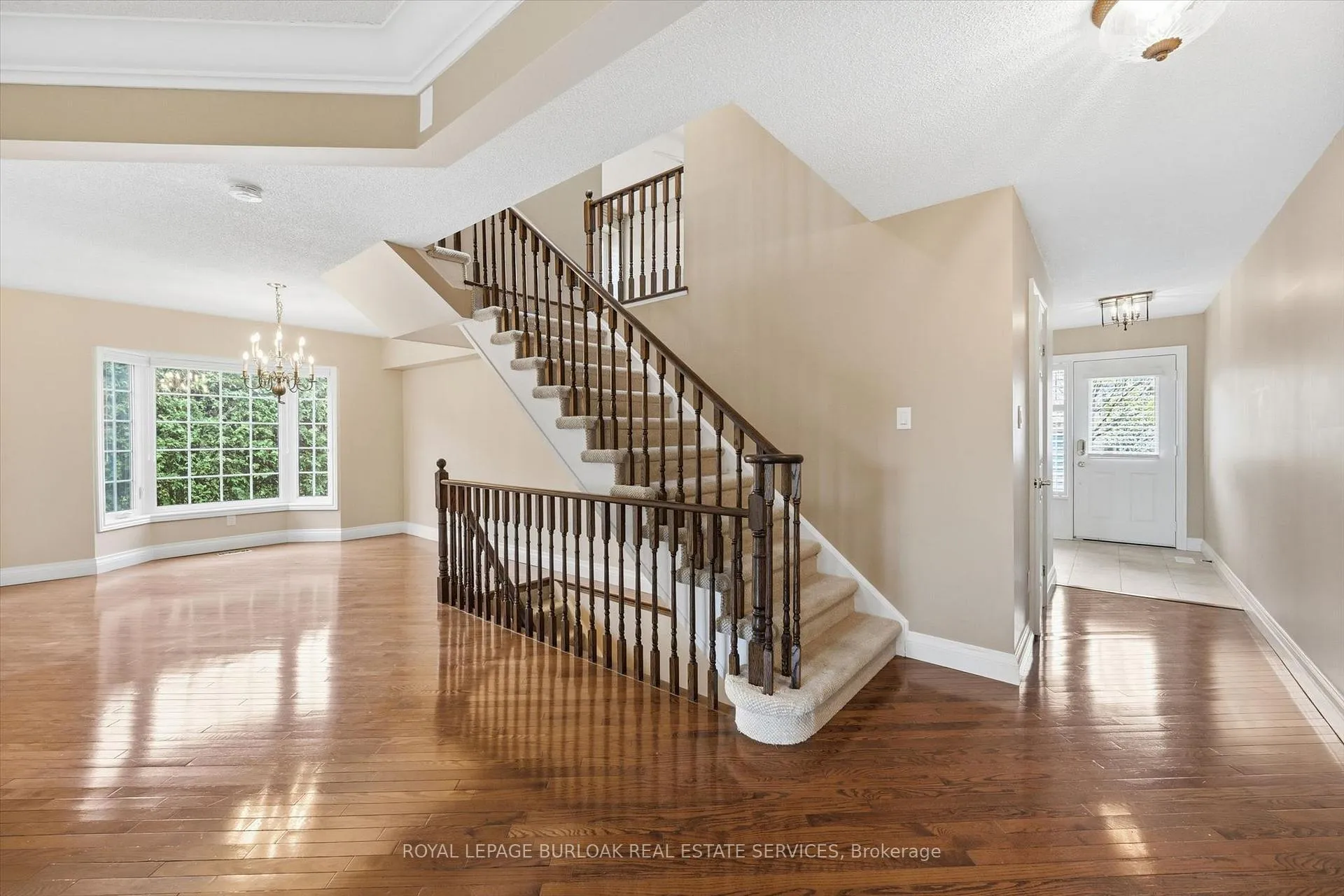 Photo 13 of Unit 44, 3333 New Street, Burlington, Roseland — HOMEH