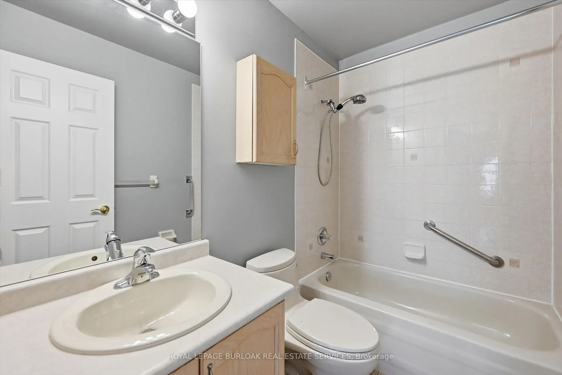 Photo 21 of Unit 44, 3333 New Street, Burlington, Roseland — HOMEH