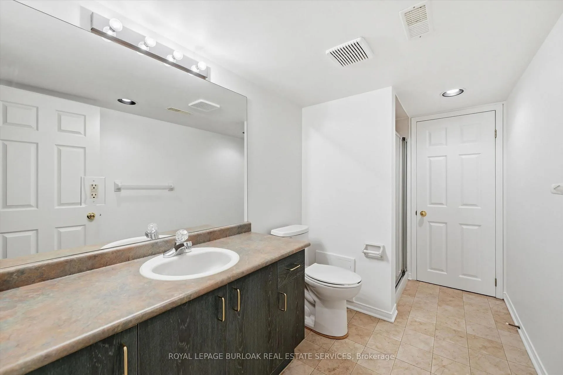 Photo 27 of Unit 44, 3333 New Street, Burlington, Roseland — HOMEH