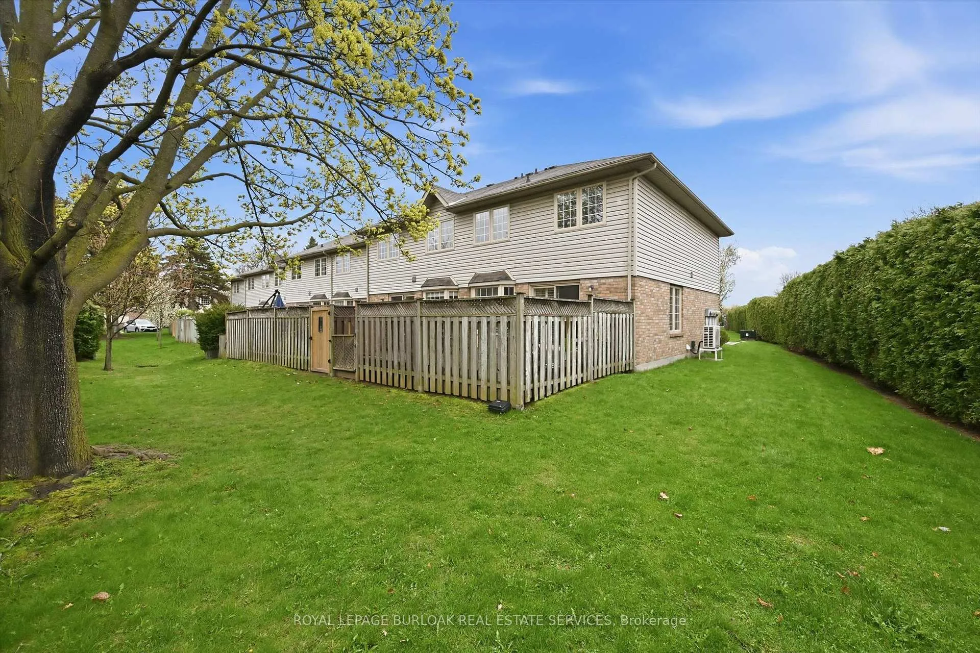 Photo 36 of Unit 44, 3333 New Street, Burlington, Roseland — HOMEH