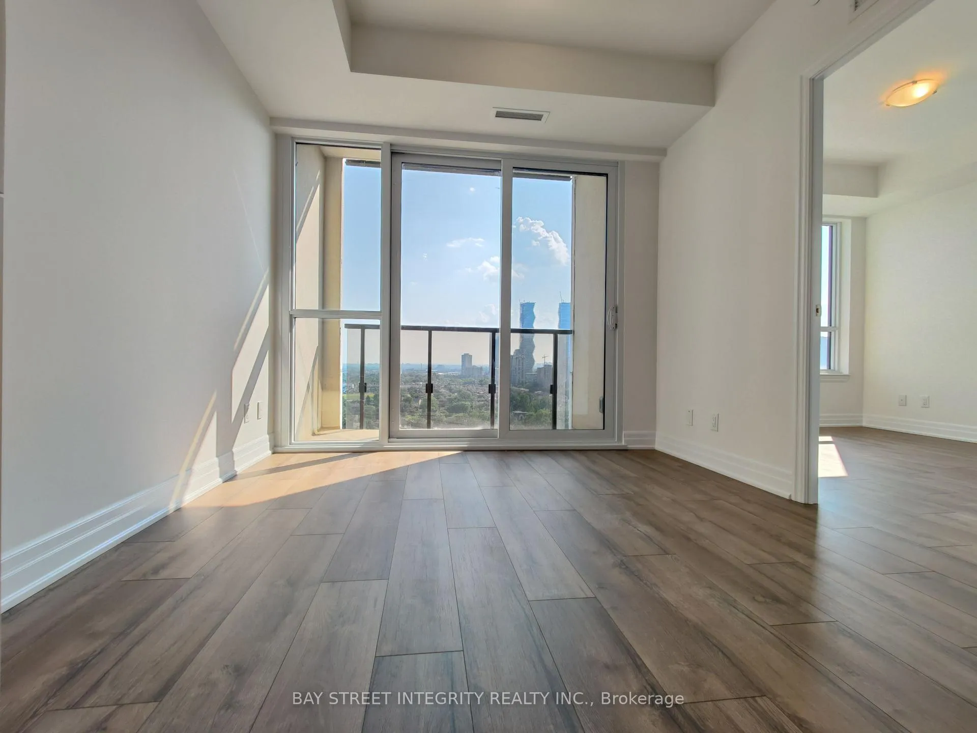 Photo 1 of Unit 2008, 36 Elm Drive W, Mississauga, City Centre — HOMEH