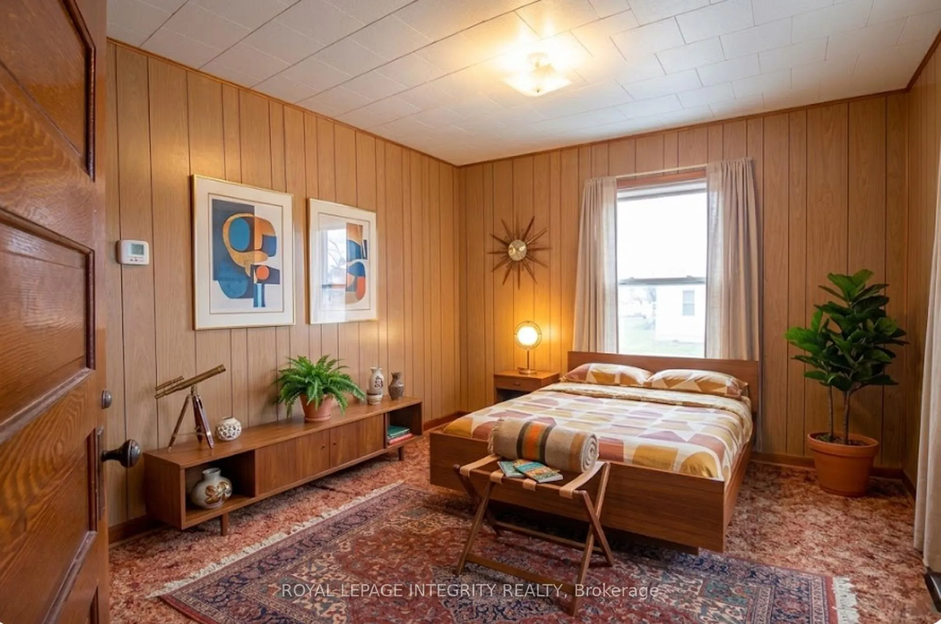 Photo 16 of 15 James Street, Smiths Falls — HOMEH