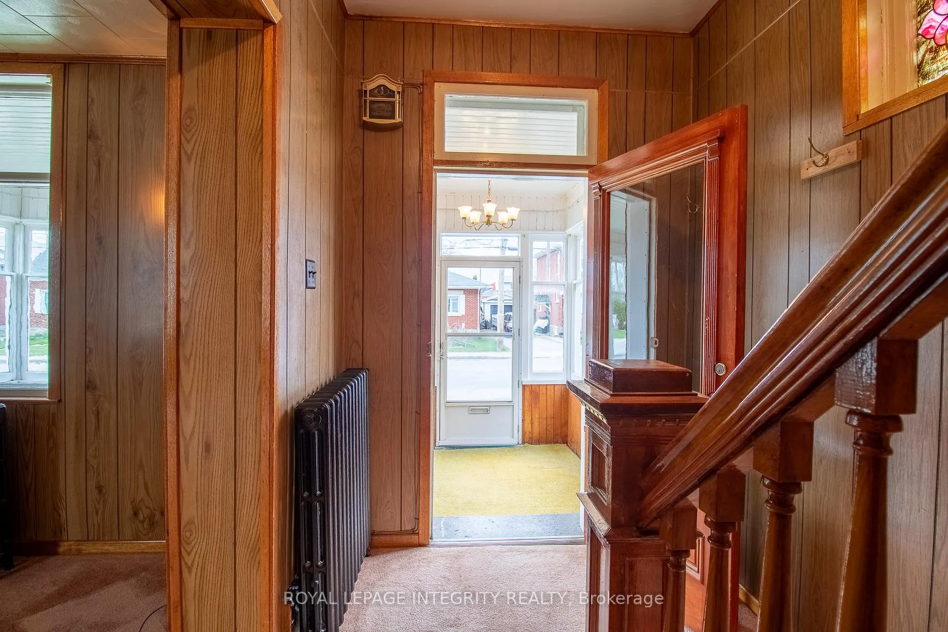 Photo 21 of 15 James Street, Smiths Falls — HOMEH