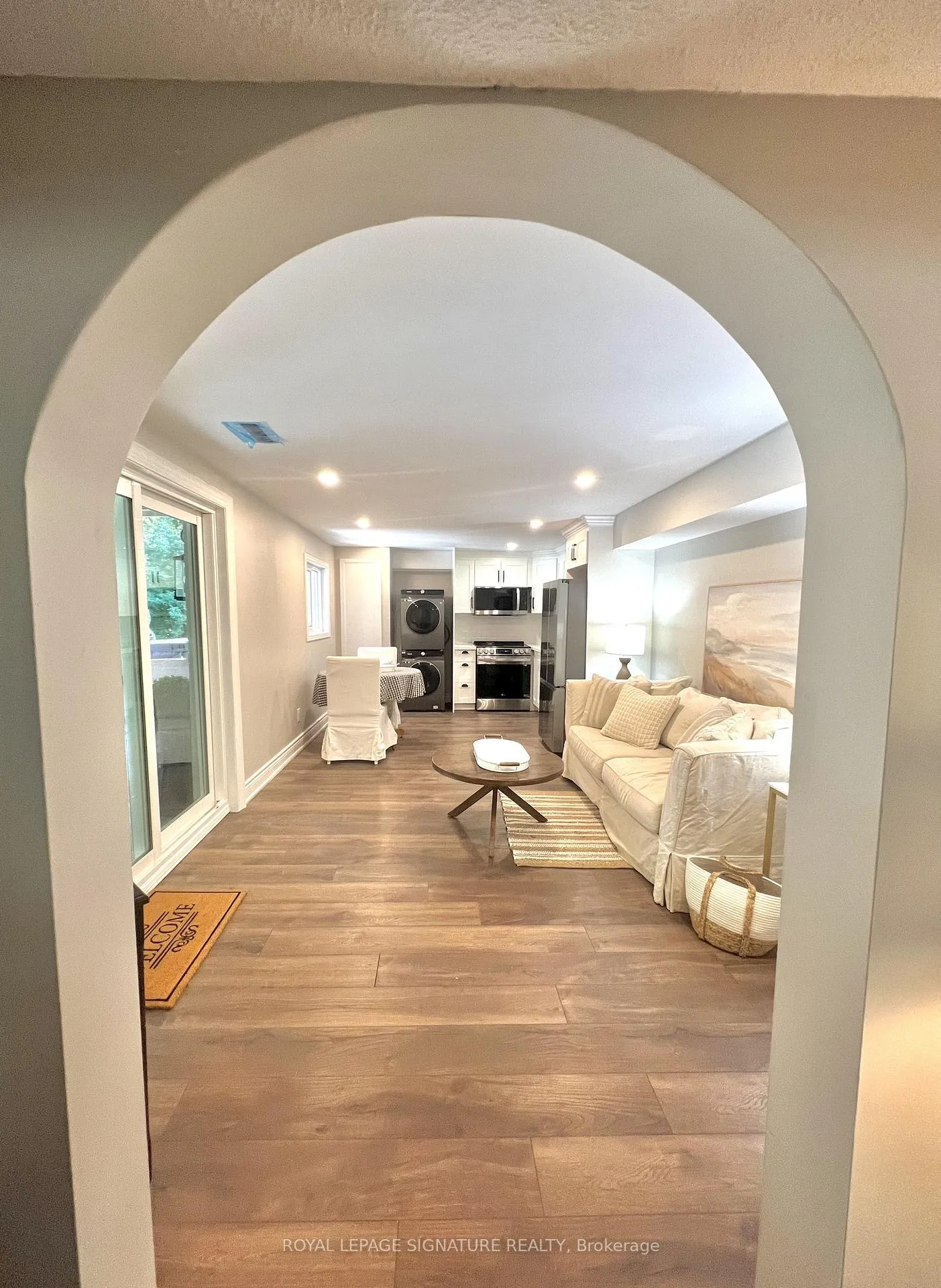 Photo 3 of Unit Lower Level, 964 Albertson Crescent, Mississauga, Lorne Park — HOMEH