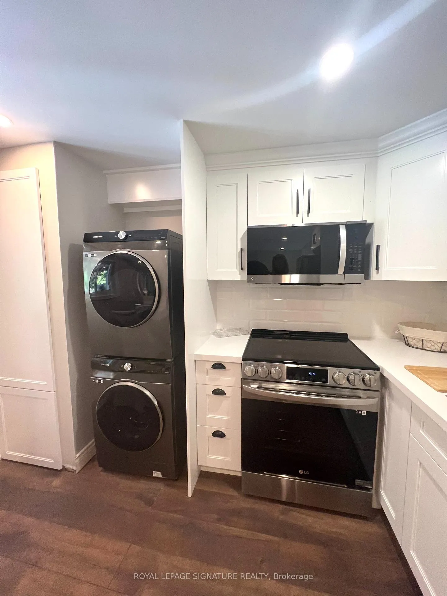 Photo 7 of Unit Lower Level, 964 Albertson Crescent, Mississauga, Lorne Park — HOMEH