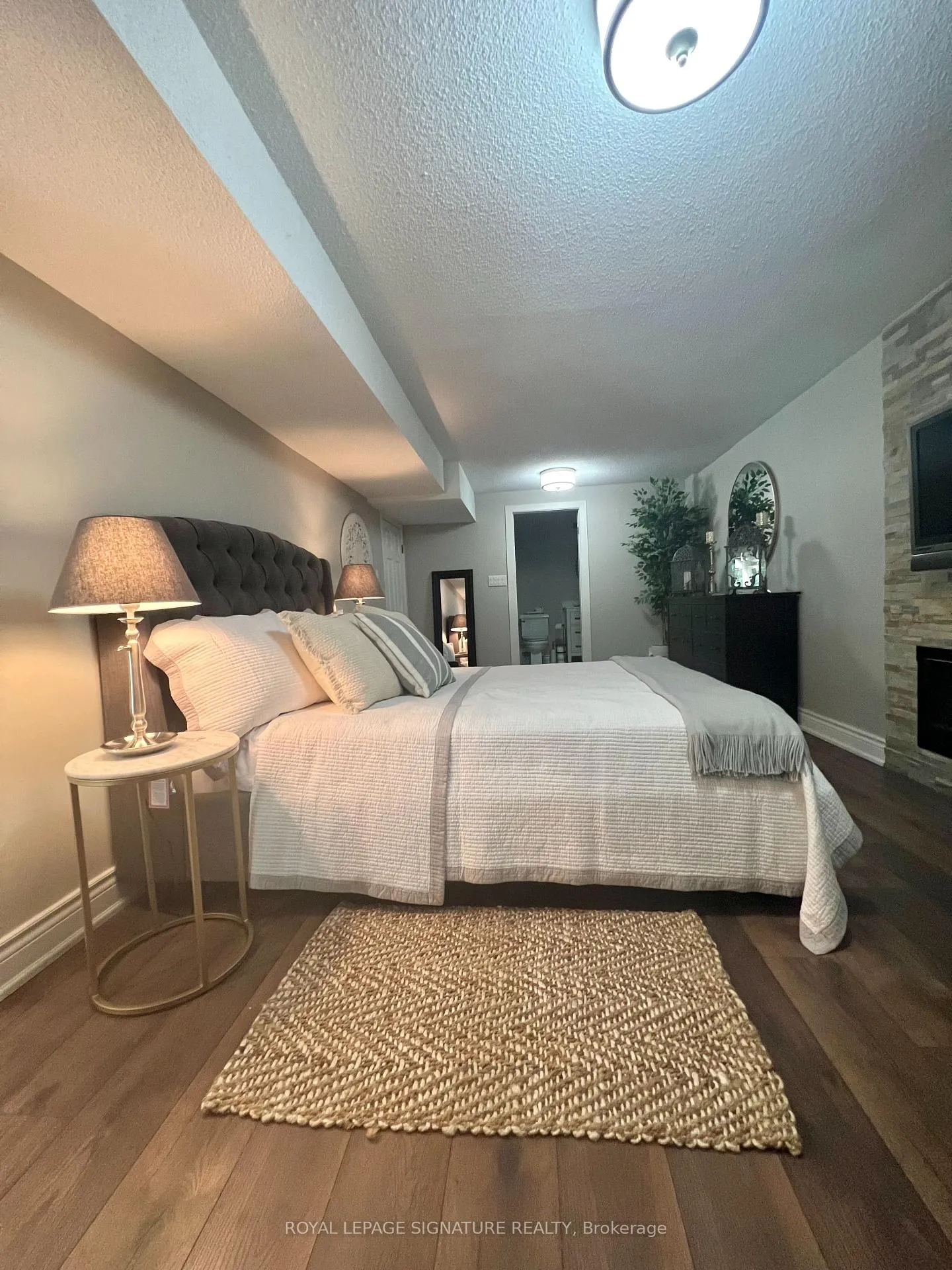Photo 12 of Unit Lower Level, 964 Albertson Crescent, Mississauga, Lorne Park — HOMEH