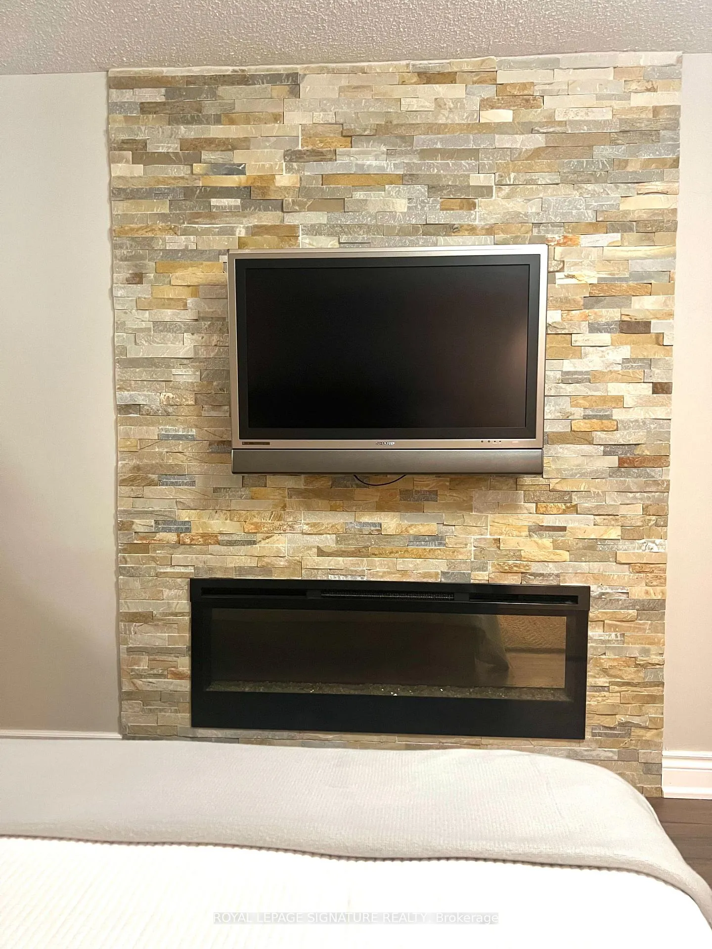 Photo 18 of Unit Lower Level, 964 Albertson Crescent, Mississauga, Lorne Park — HOMEH