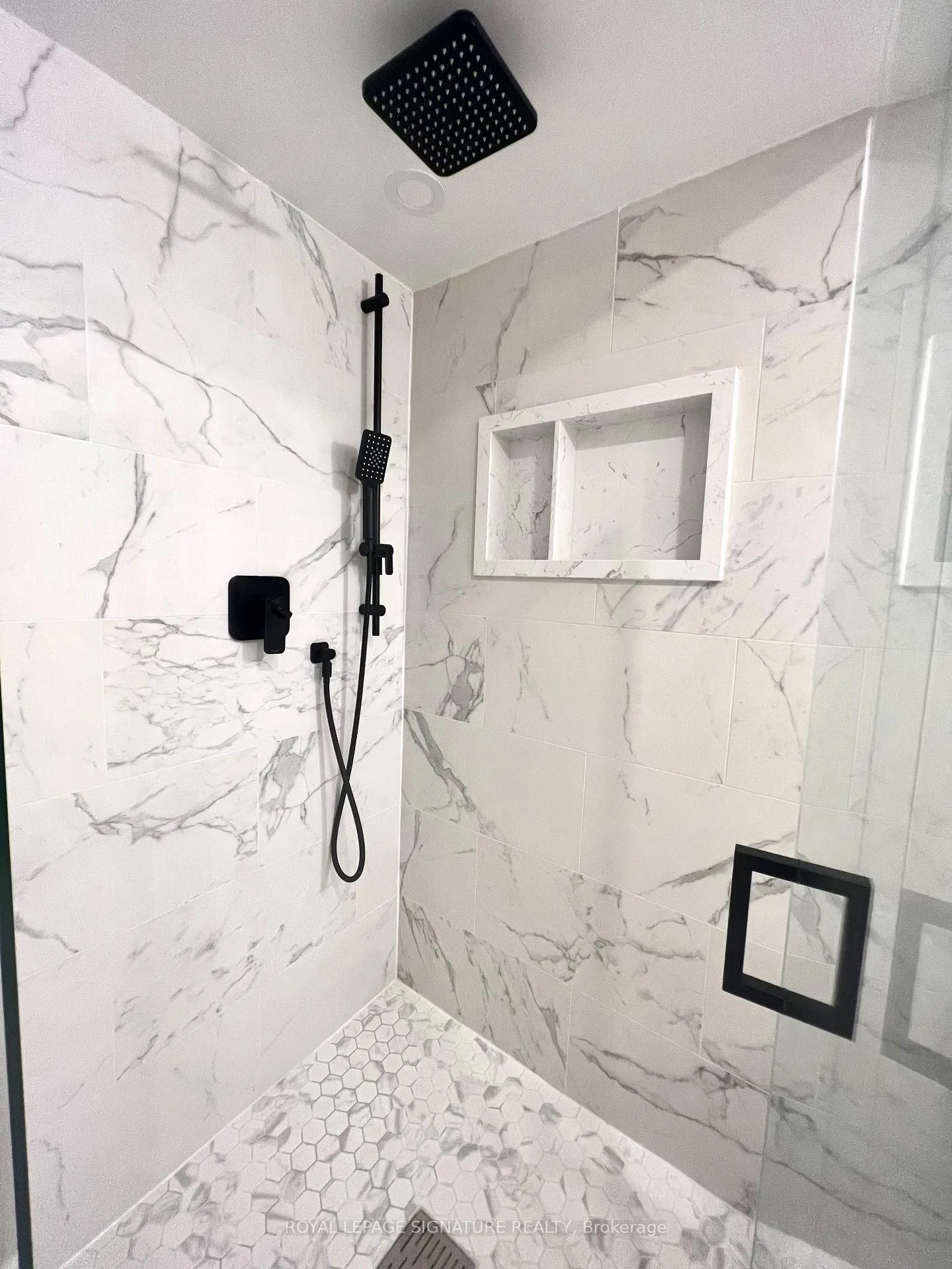 Photo 22 of Unit Lower Level, 964 Albertson Crescent, Mississauga, Lorne Park — HOMEH