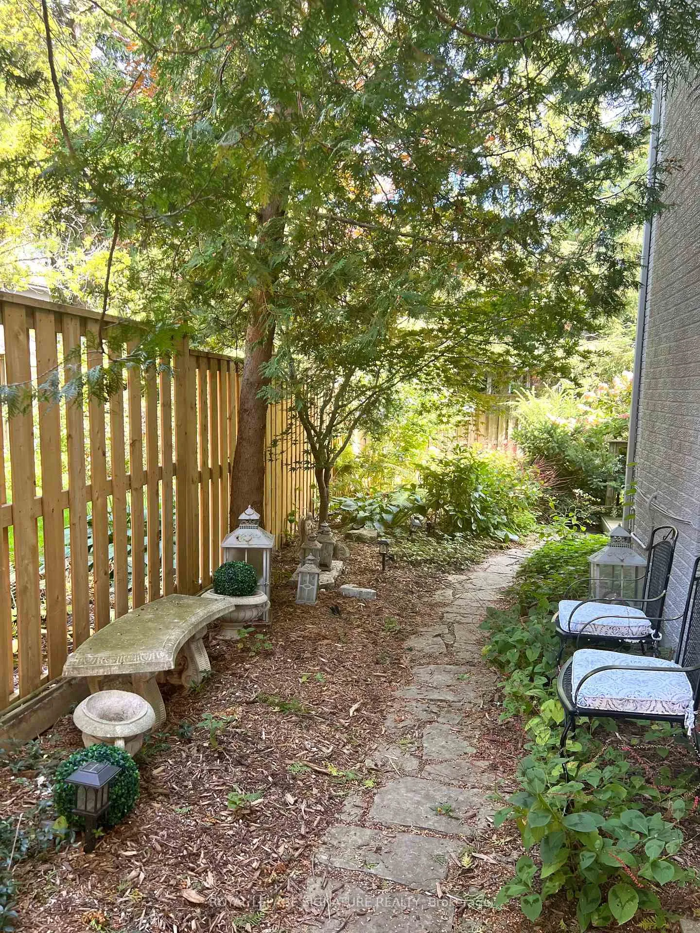 Photo 26 of Unit Lower Level, 964 Albertson Crescent, Mississauga, Lorne Park — HOMEH