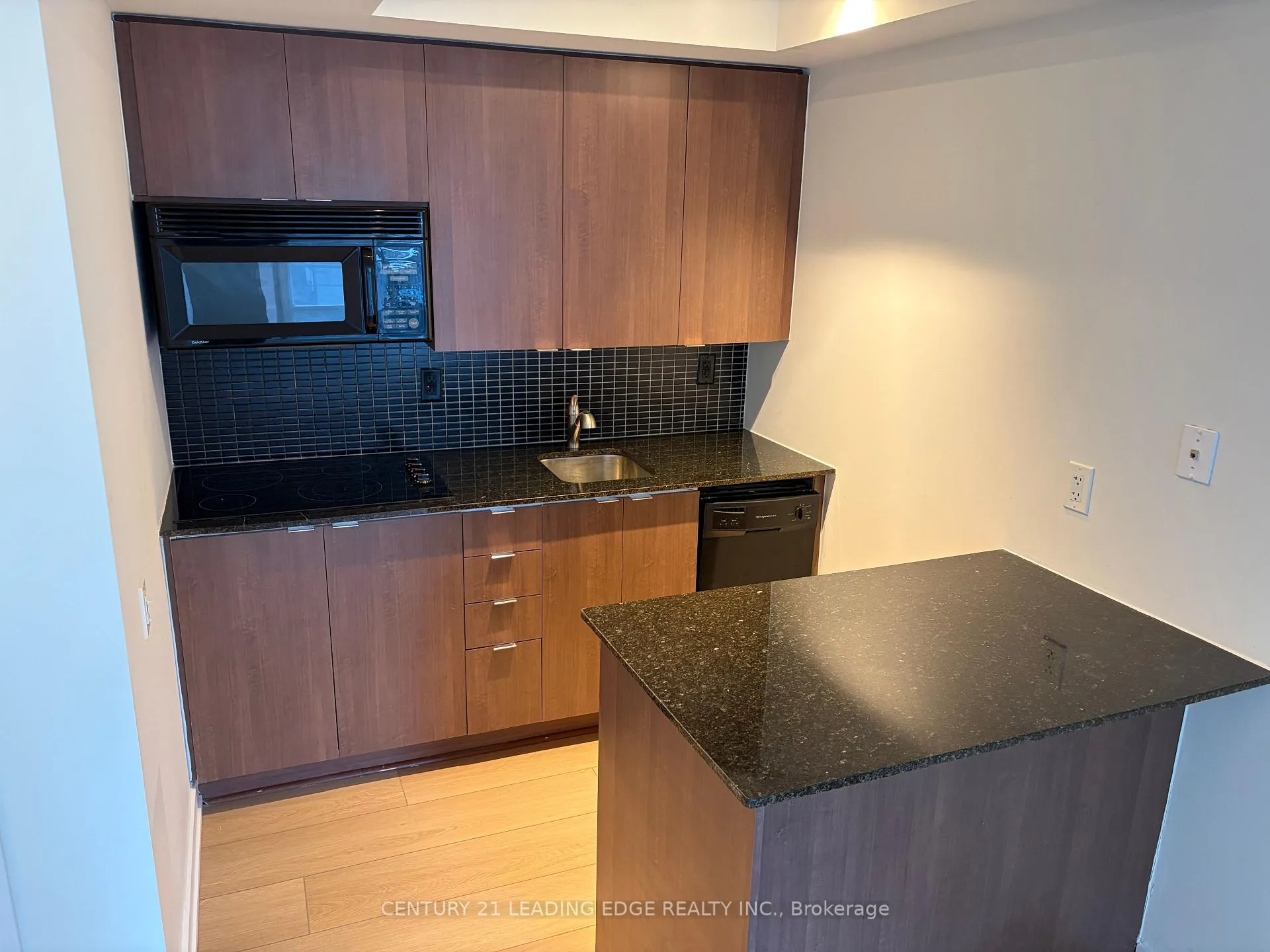 Photo 7 of Unit 1103, 8 Colborne Street, Toronto, Church-Yonge Corridor — HOMEH