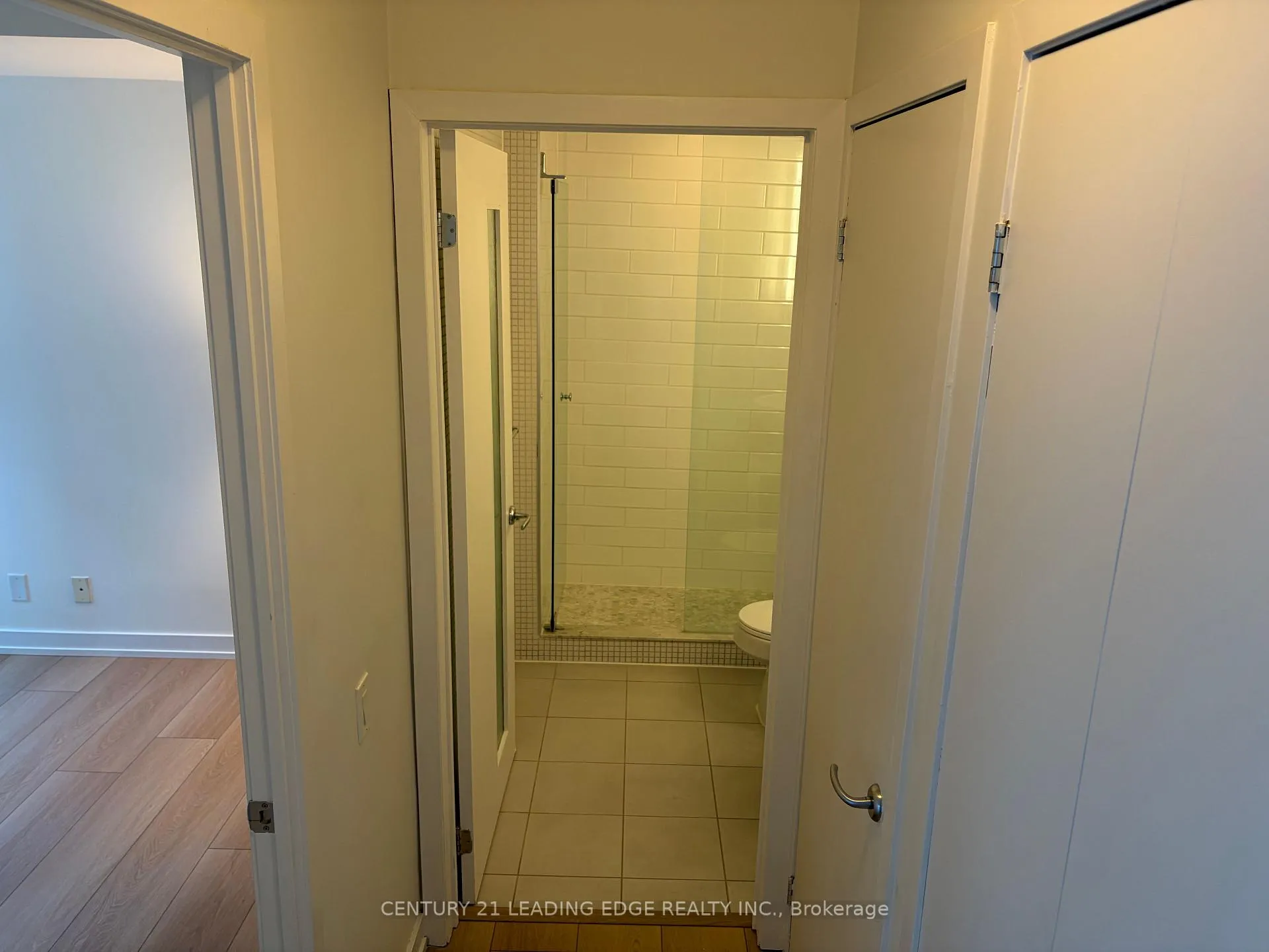 Photo 16 of Unit 1103, 8 Colborne Street, Toronto, Church-Yonge Corridor — HOMEH