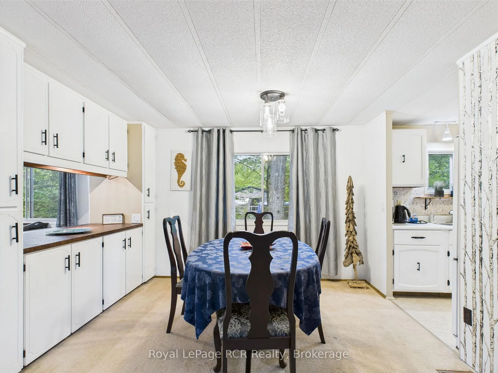 Photo 4 of 112 Huron Road, Huron-Kinloss — HOMEH