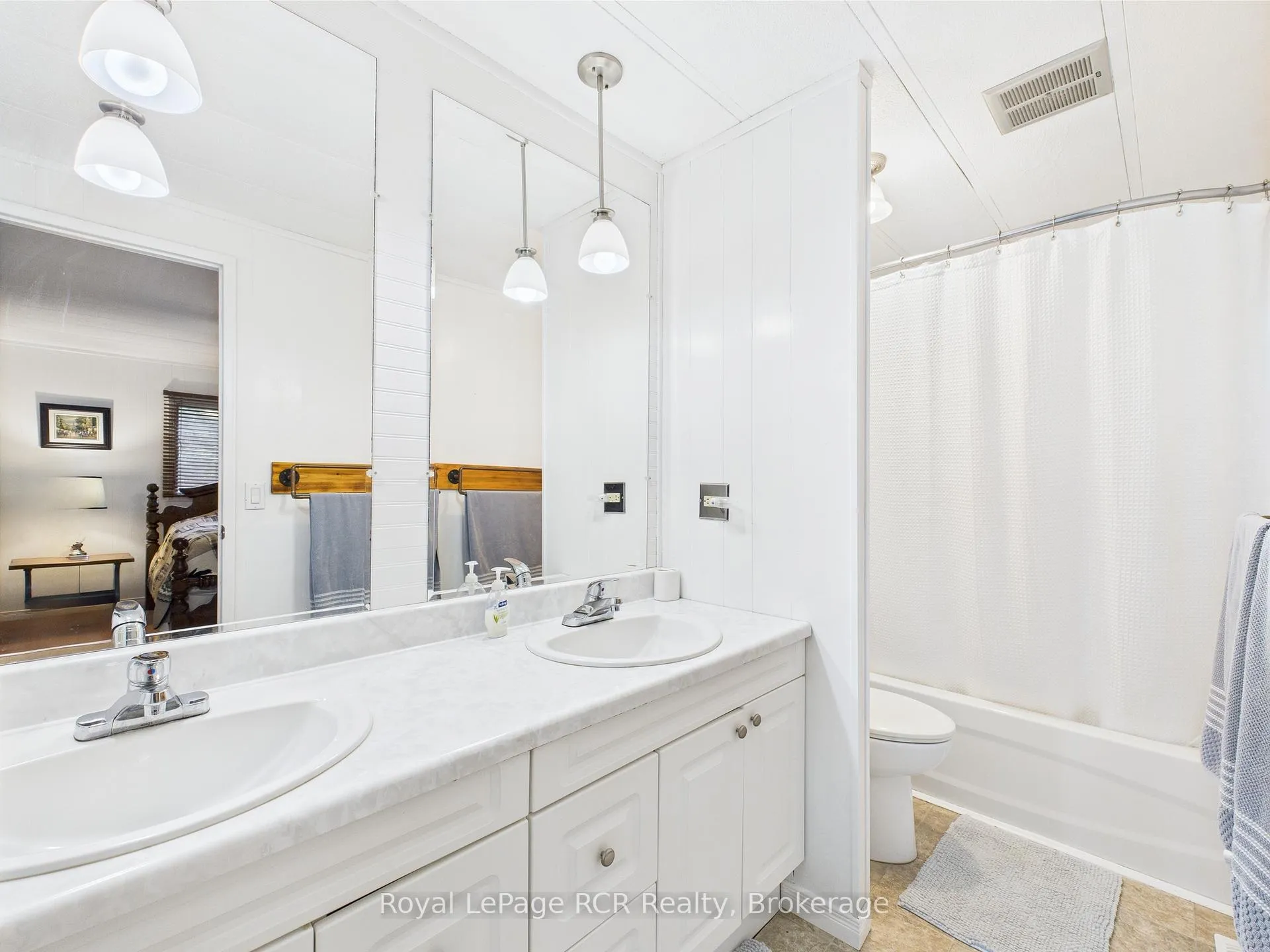 Photo 14 of 112 Huron Road, Huron-Kinloss — HOMEH