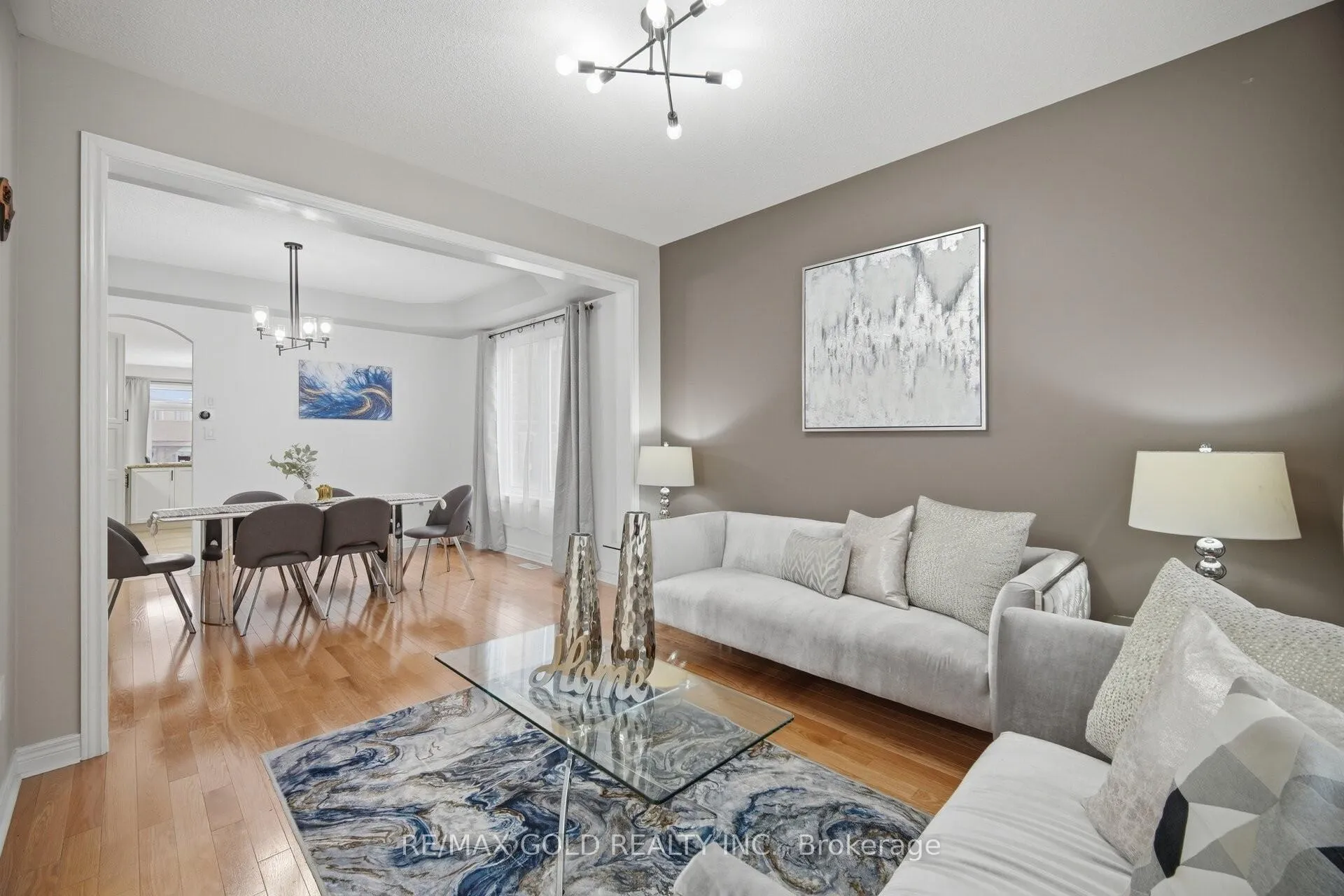Photo 5 of 33 Garryoaks Drive, Brampton, Bram East — HOMEH