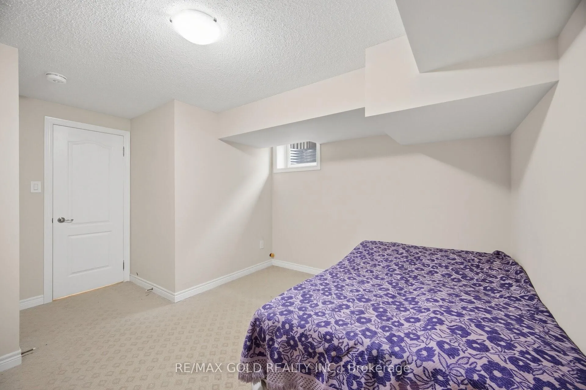 Photo 35 of 33 Garryoaks Drive, Brampton, Bram East — HOMEH