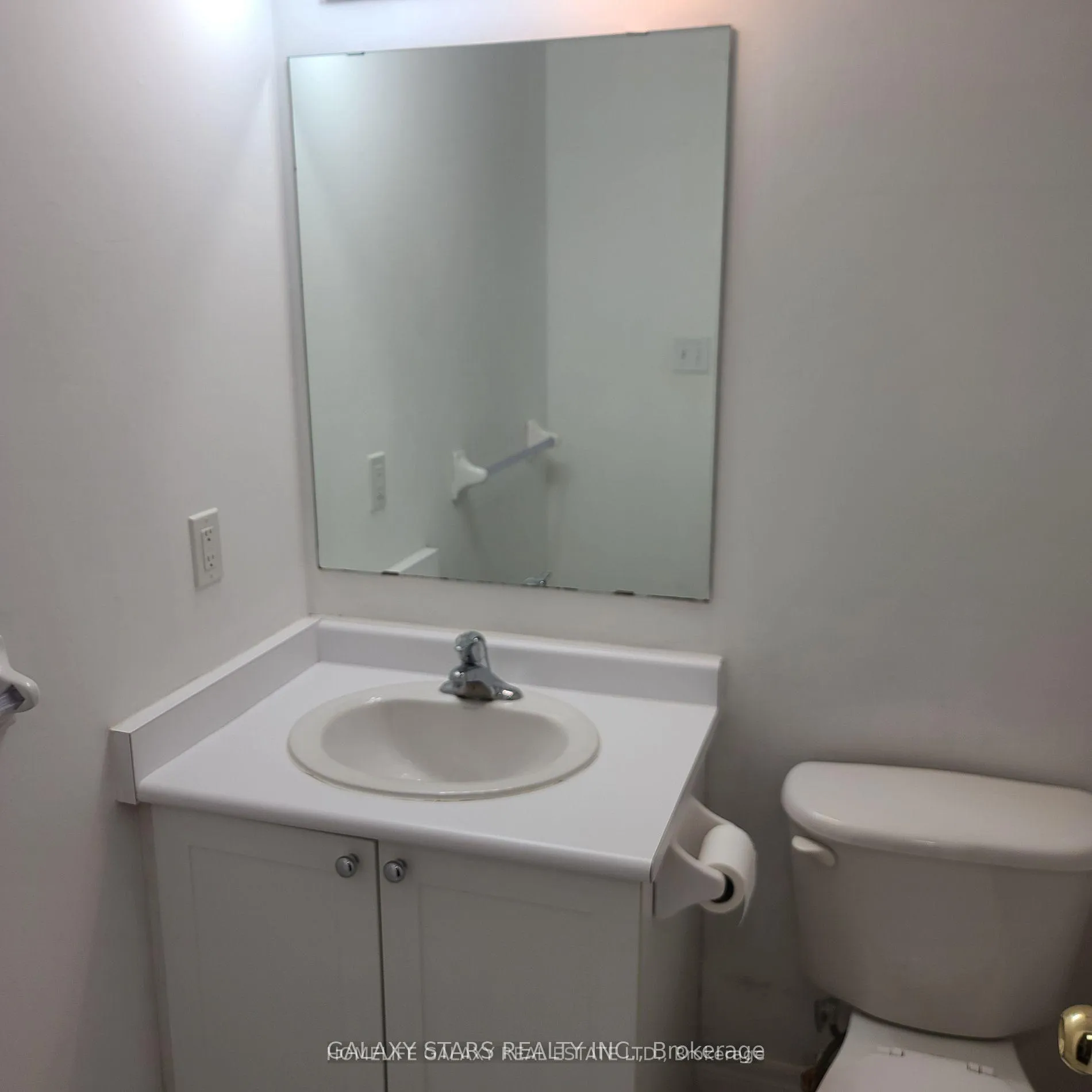 Photo 8 of Unit 402, 7428 Markham Road, Markham, Middlefield — HOMEH