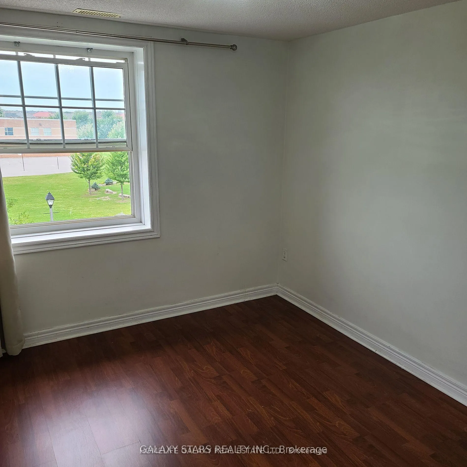 Photo 9 of Unit 402, 7428 Markham Road, Markham, Middlefield — HOMEH