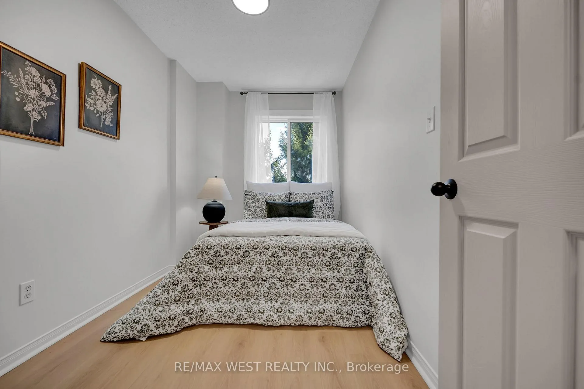 Photo 26 of Unit 27, 905 Bayly Street, Pickering, West Shore — HOMEH