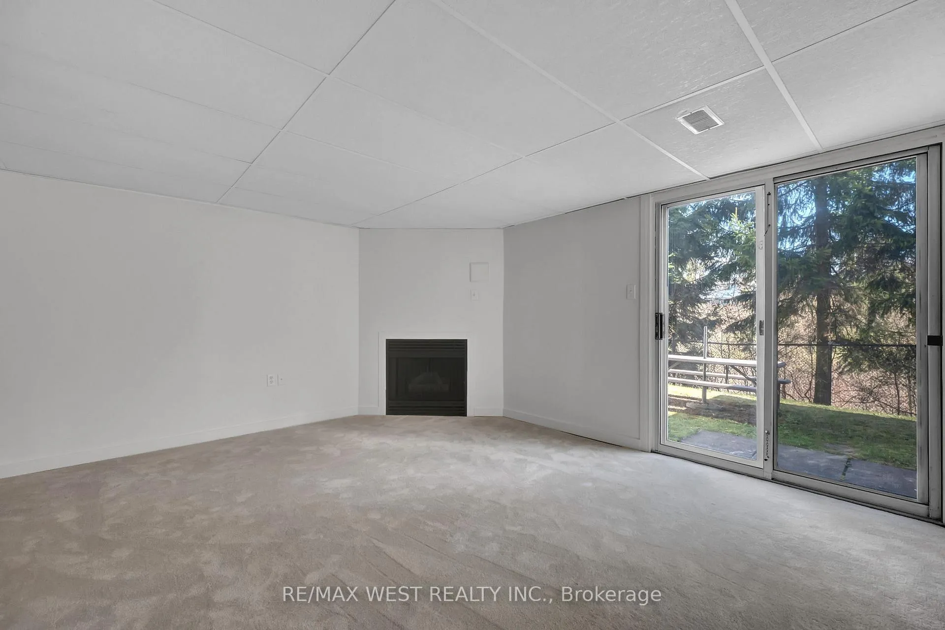 Photo 29 of Unit 27, 905 Bayly Street, Pickering, West Shore — HOMEH