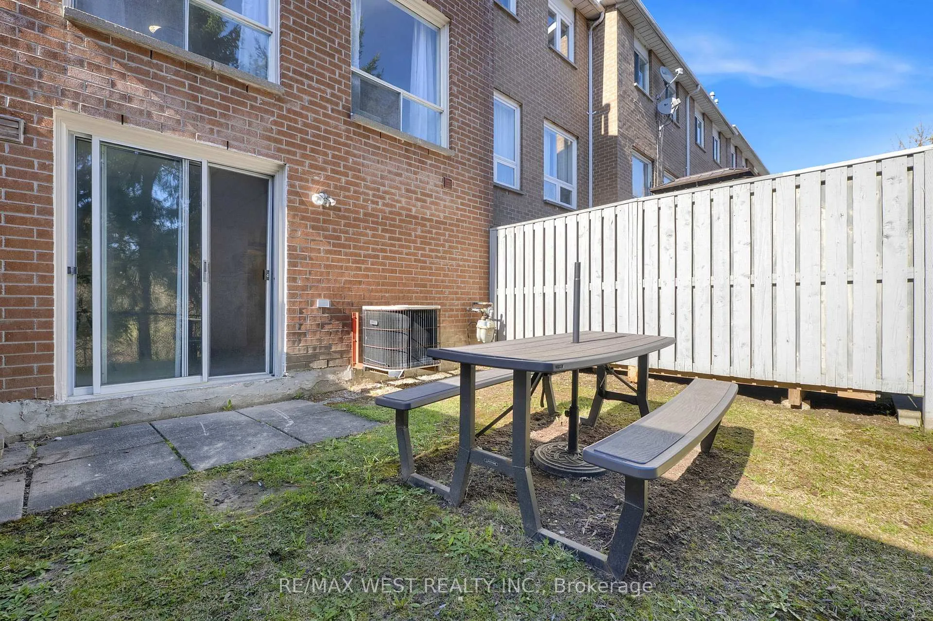 Photo 33 of Unit 27, 905 Bayly Street, Pickering, West Shore — HOMEH