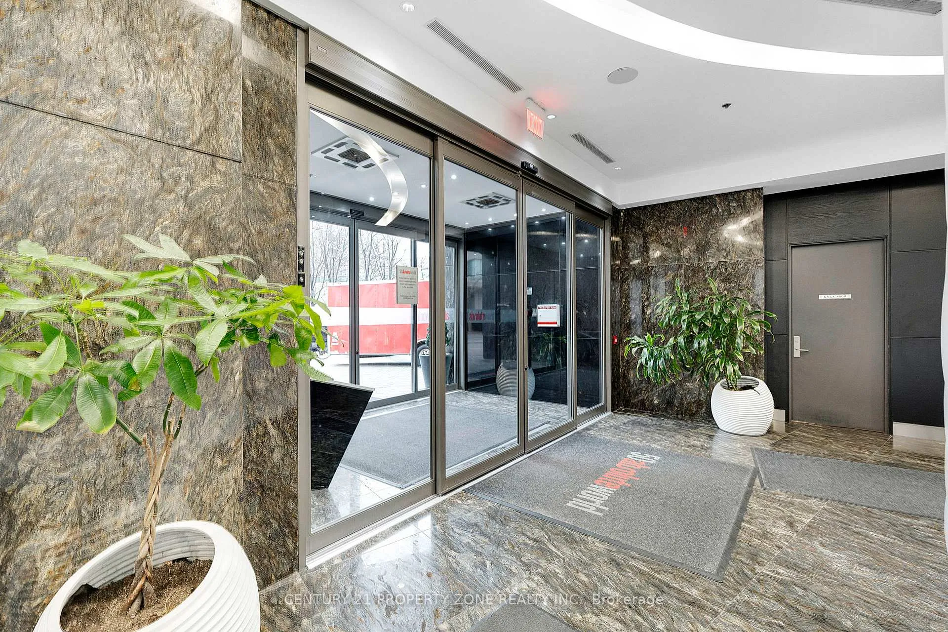 Photo 6 of Unit 1003, 50 Absolute Avenue, Mississauga, City Centre — HOMEH