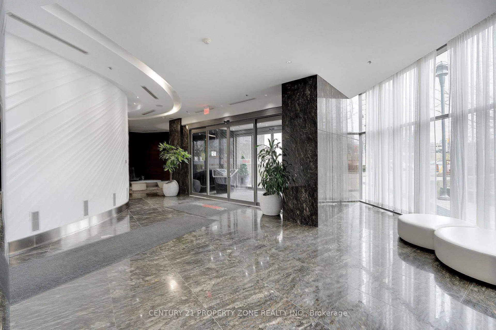 Photo 8 of Unit 1003, 50 Absolute Avenue, Mississauga, City Centre — HOMEH