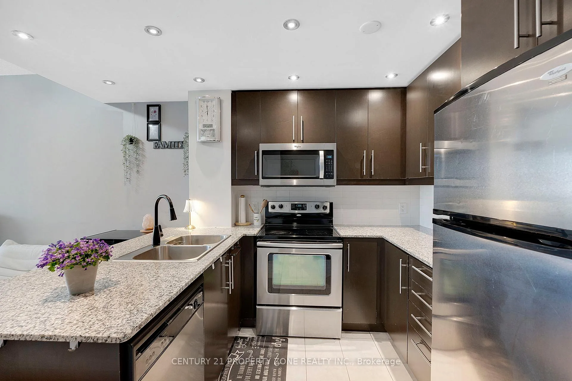 Photo 15 of Unit 1003, 50 Absolute Avenue, Mississauga, City Centre — HOMEH