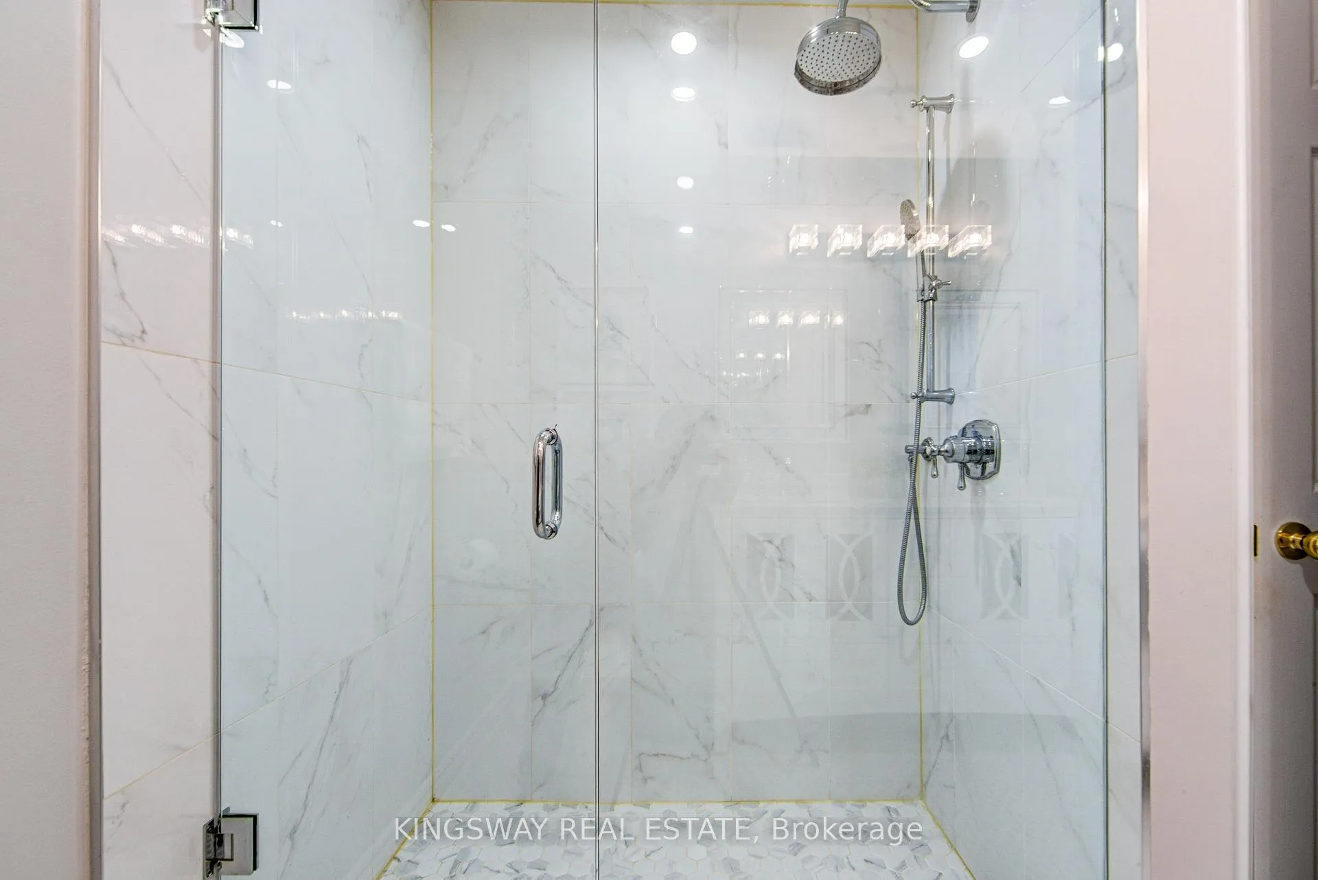 Photo 31 of 3199 Cotter Road, Burlington, Alton — HOMEH