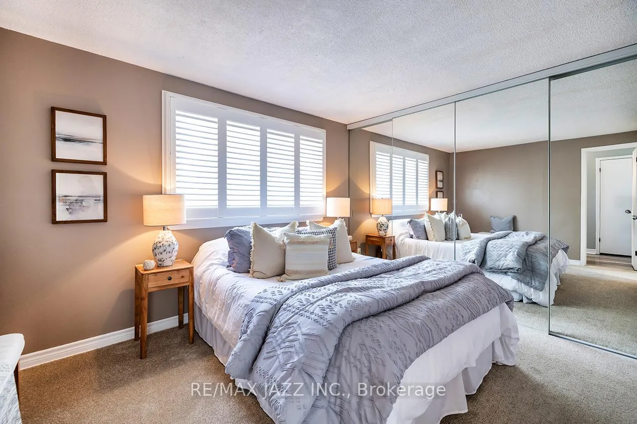 Photo 17 of 95 Hobbs Drive, Clarington, Bowmanville — HOMEH