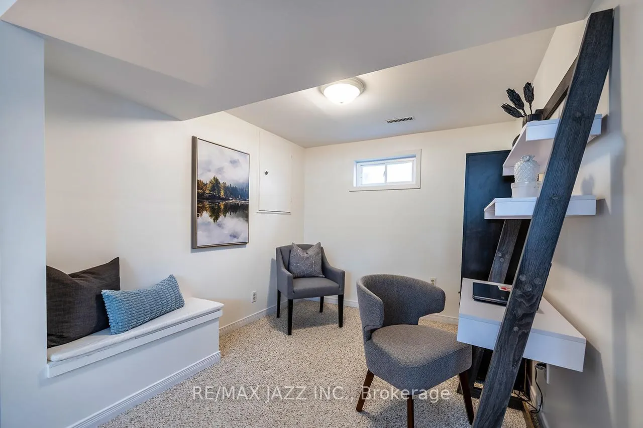Photo 24 of 95 Hobbs Drive, Clarington, Bowmanville — HOMEH