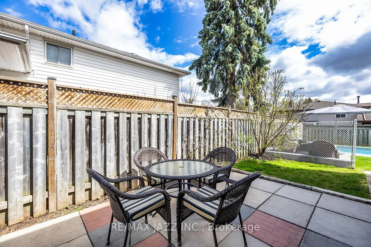 Photo 30 of 95 Hobbs Drive, Clarington, Bowmanville — HOMEH