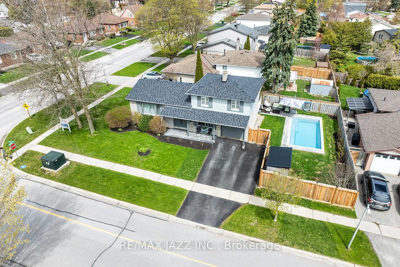 Photo 33 of 95 Hobbs Drive, Clarington, Bowmanville — HOMEH