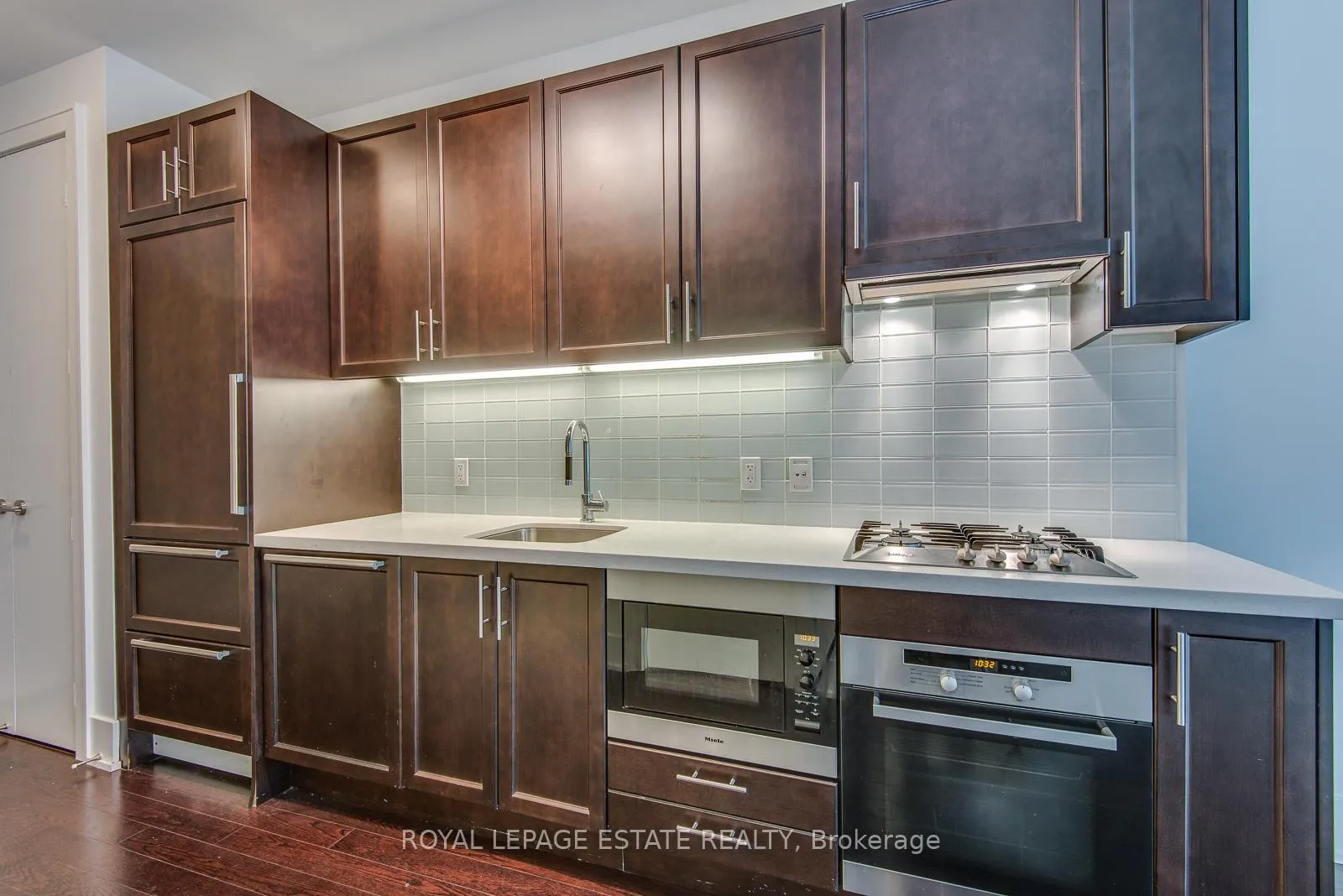 Photo 5 of Unit 329, 39 Queens Quay E, Toronto, Waterfront Communities — HOMEH