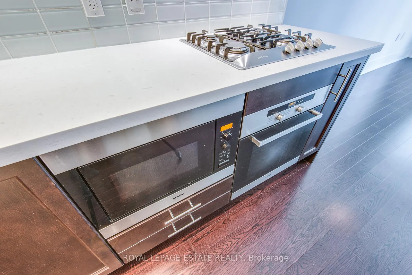 Photo 7 of Unit 329, 39 Queens Quay E, Toronto, Waterfront Communities — HOMEH