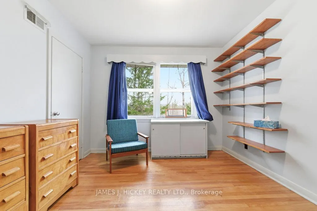 Photo 16 of 30 Laurier Avenue, Deep River, Deep River — HOMEH