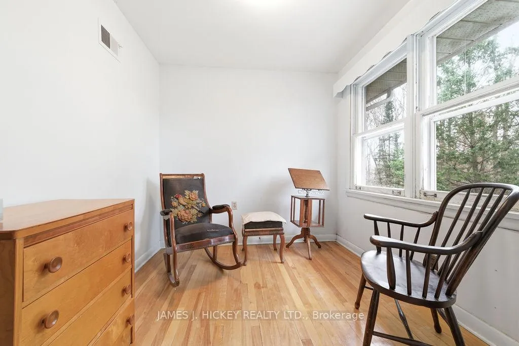 Photo 18 of 30 Laurier Avenue, Deep River, Deep River — HOMEH