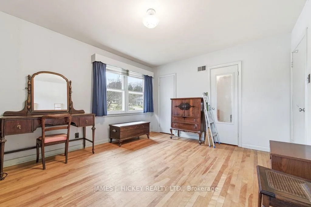Photo 22 of 30 Laurier Avenue, Deep River, Deep River — HOMEH
