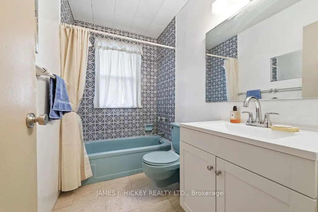 Photo 24 of 30 Laurier Avenue, Deep River, Deep River — HOMEH