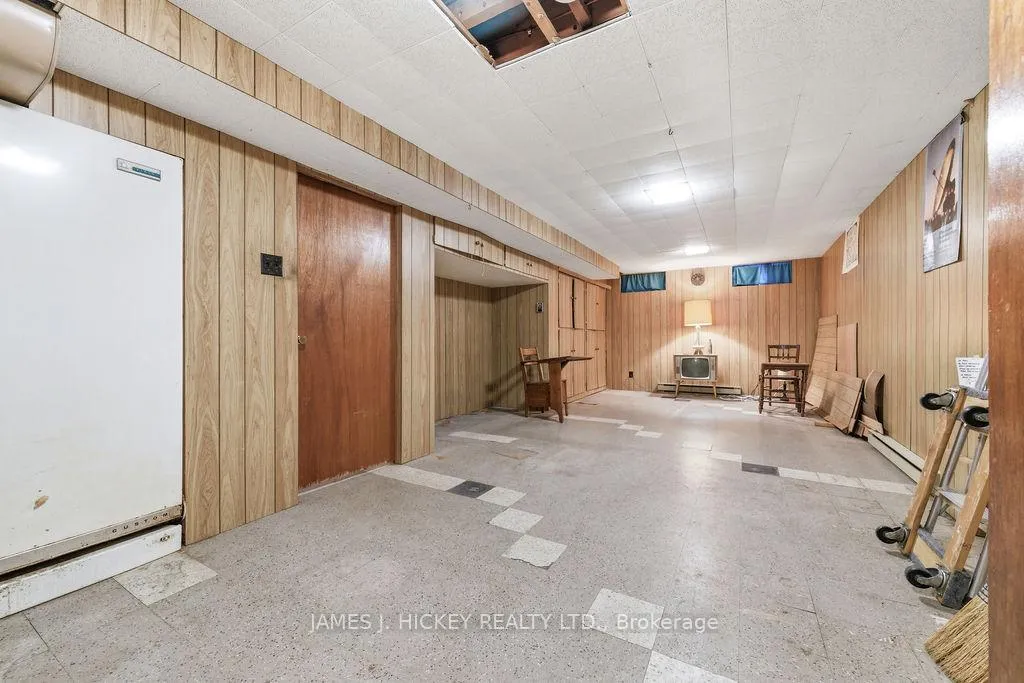 Photo 27 of 30 Laurier Avenue, Deep River, Deep River — HOMEH