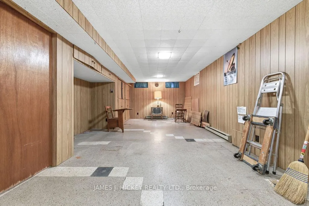 Photo 28 of 30 Laurier Avenue, Deep River, Deep River — HOMEH