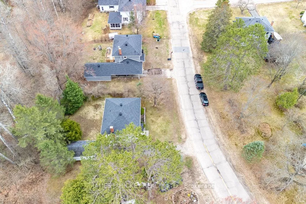 Photo 43 of 30 Laurier Avenue, Deep River, Deep River — HOMEH