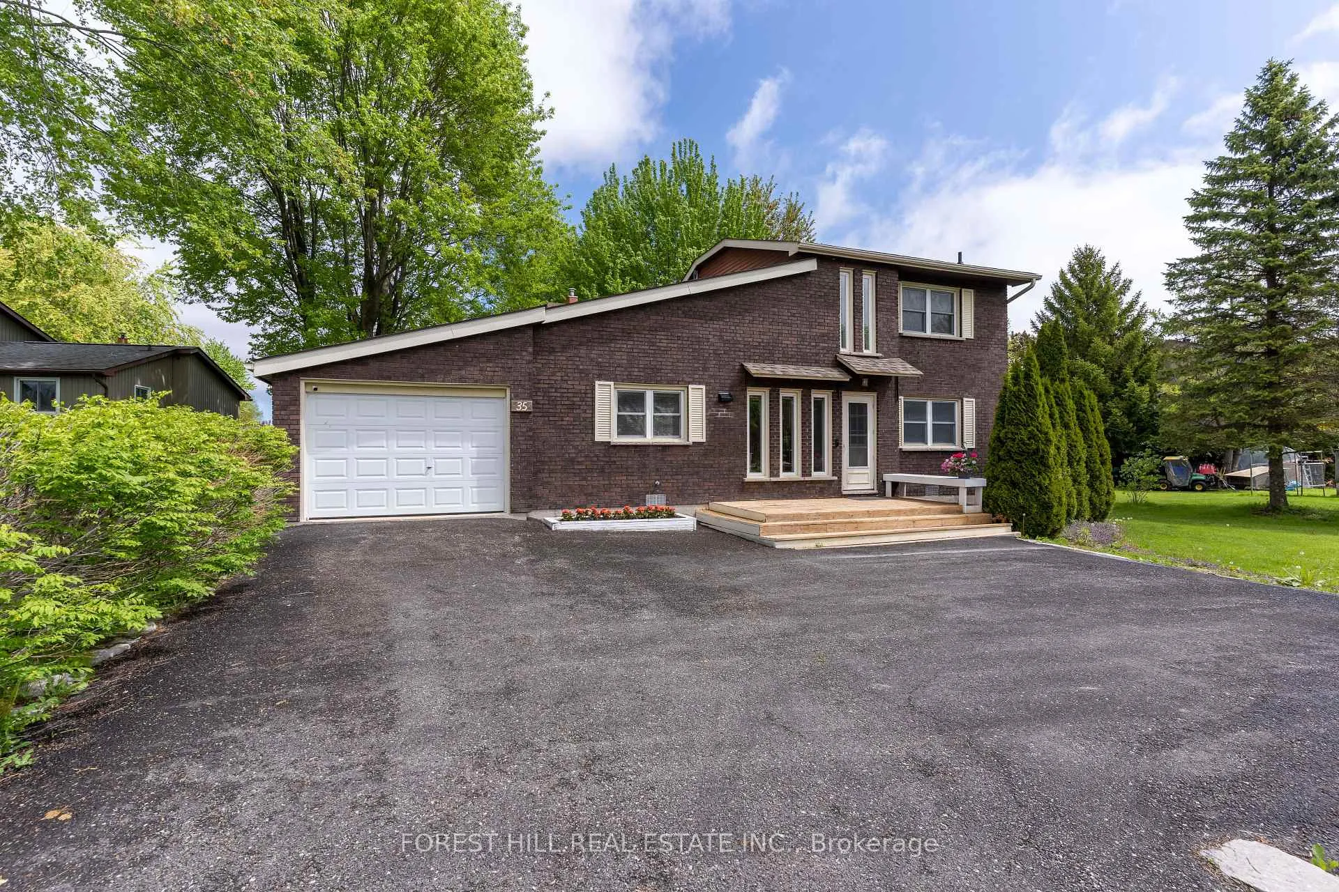 Photo 1 of 35 Turtle Path, Ramara, Brechin — HOMEH