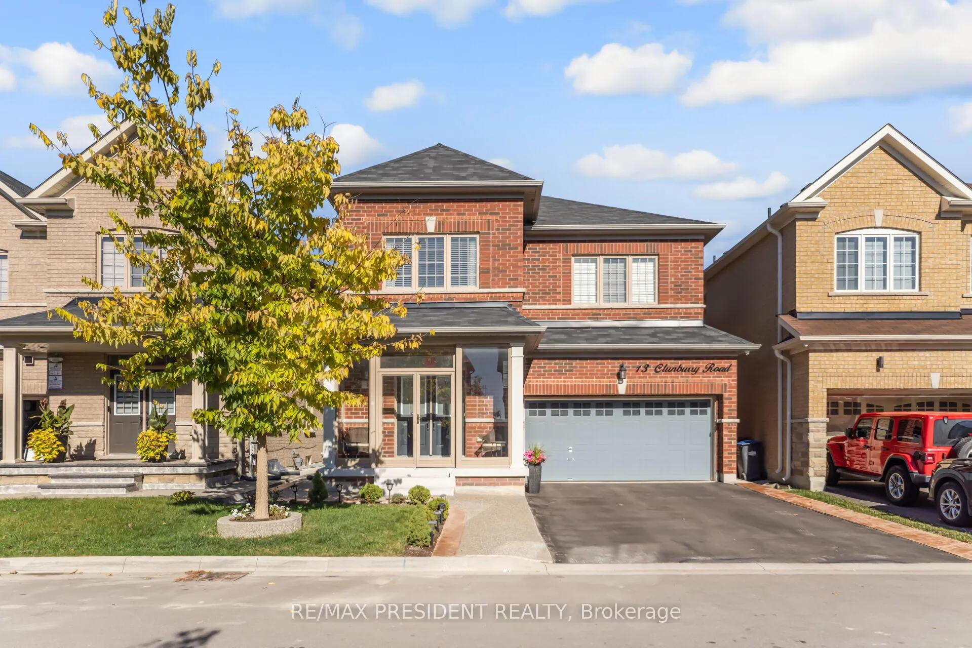 Photo 2 of 13 Clunburry Road, Brampton, Northwest Brampton — HOMEH