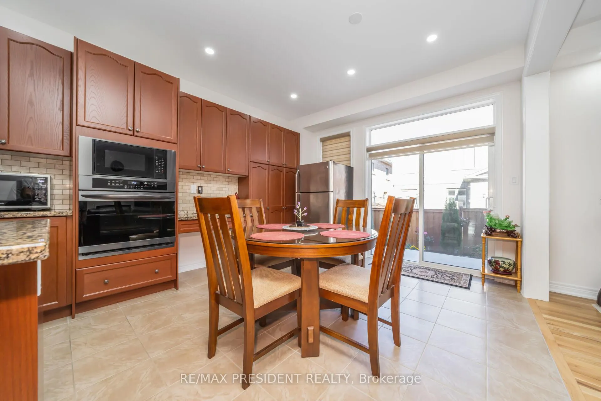 Photo 19 of 13 Clunburry Road, Brampton, Northwest Brampton — HOMEH