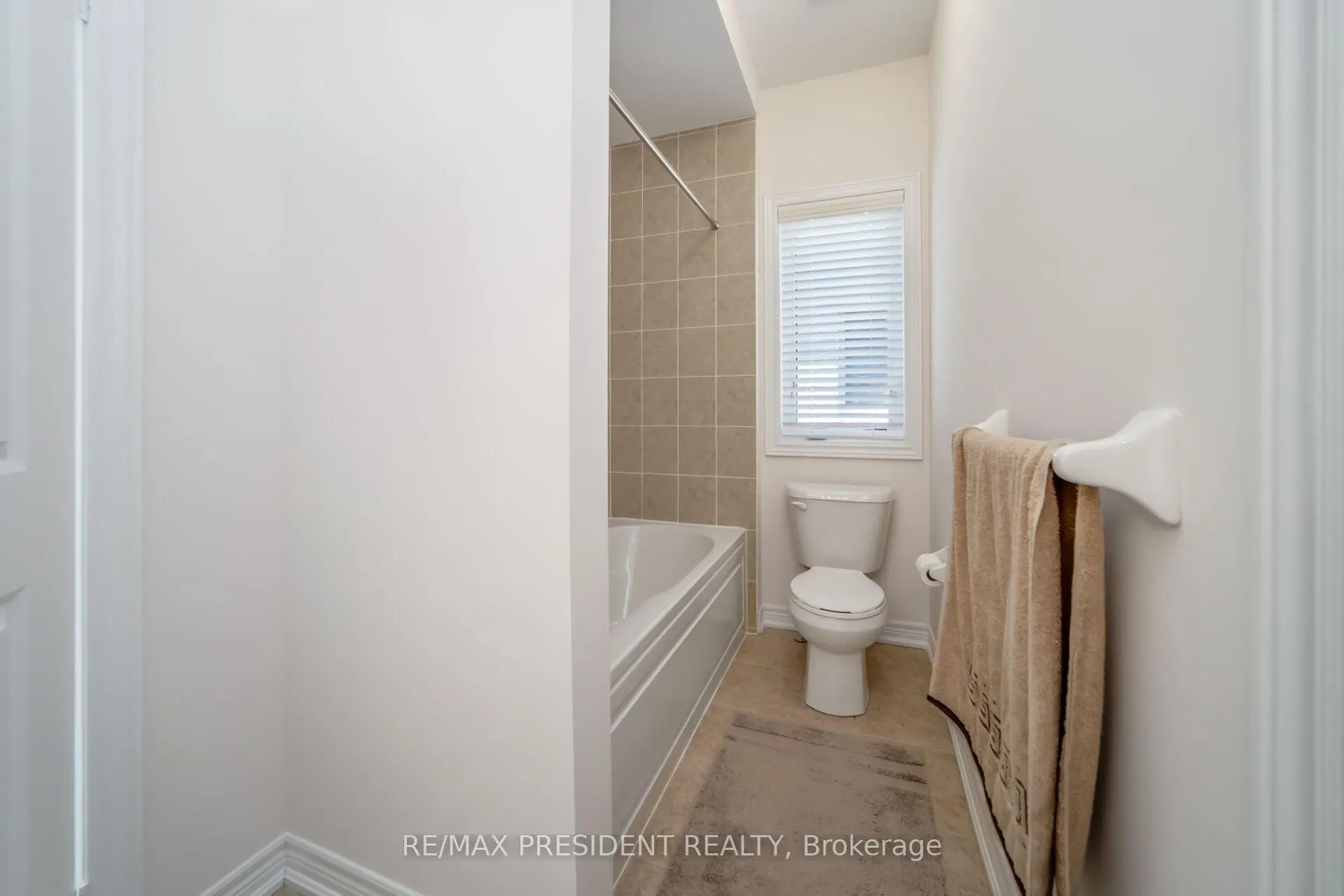 Photo 38 of 13 Clunburry Road, Brampton, Northwest Brampton — HOMEH