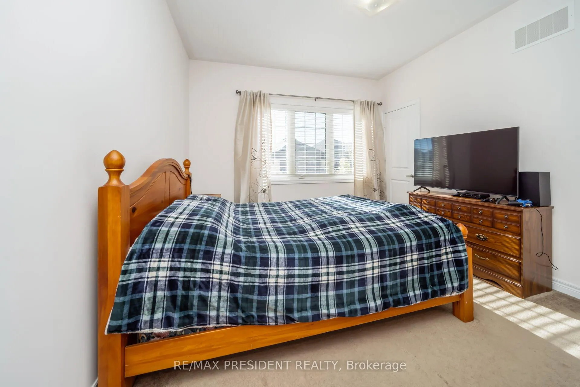 Photo 42 of 13 Clunburry Road, Brampton, Northwest Brampton — HOMEH