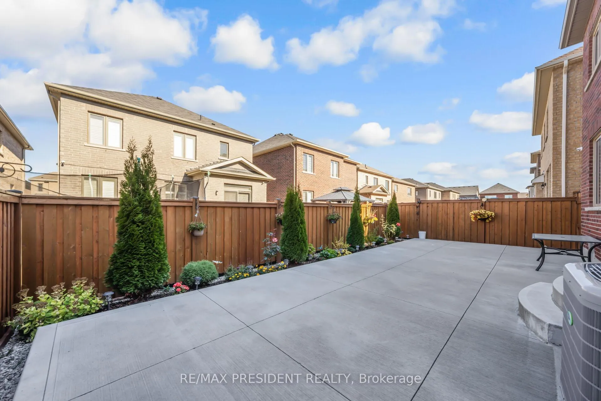 Photo 46 of 13 Clunburry Road, Brampton, Northwest Brampton — HOMEH