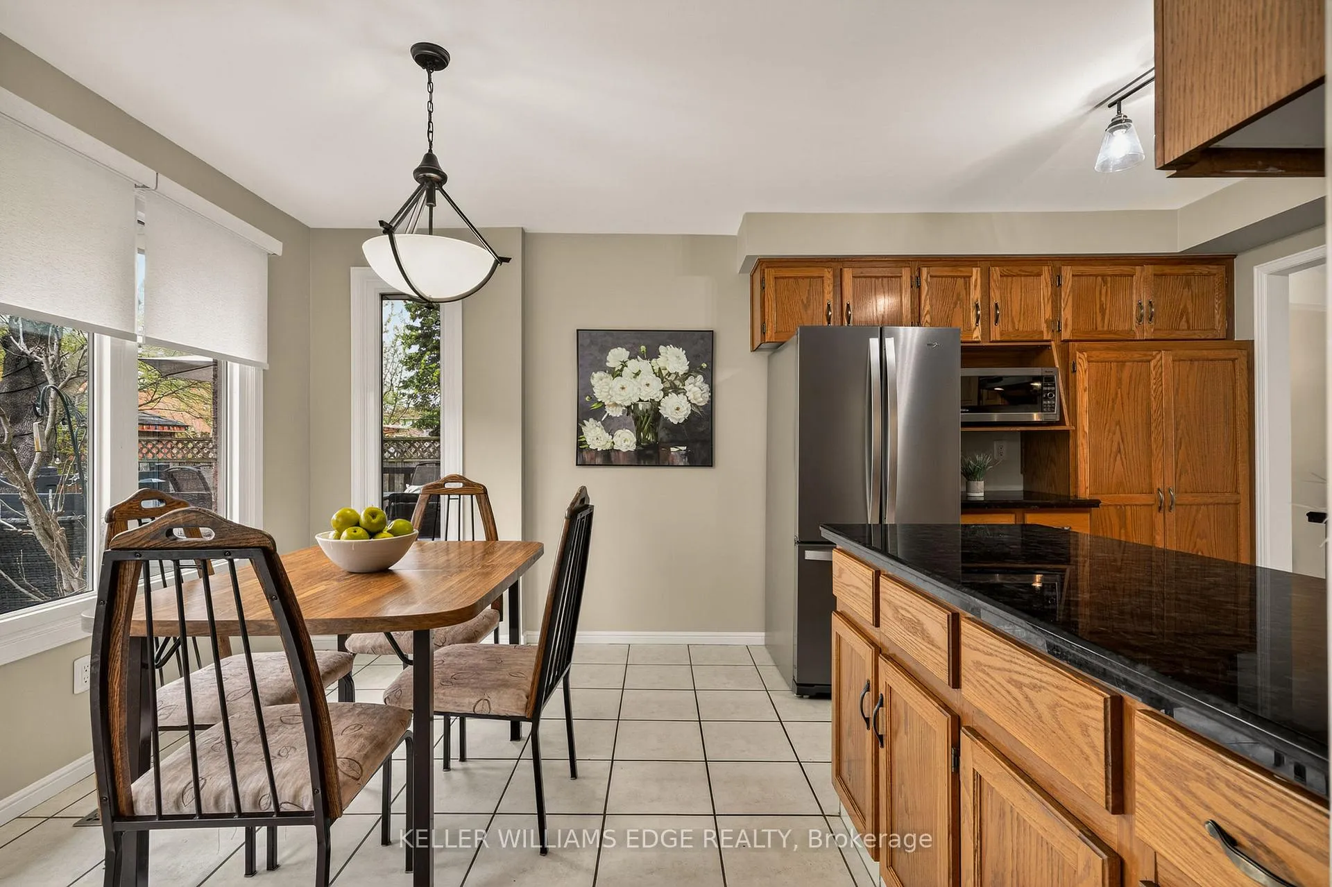 Photo 18 of 520 Woodview Road, Burlington, Roseland — HOMEH