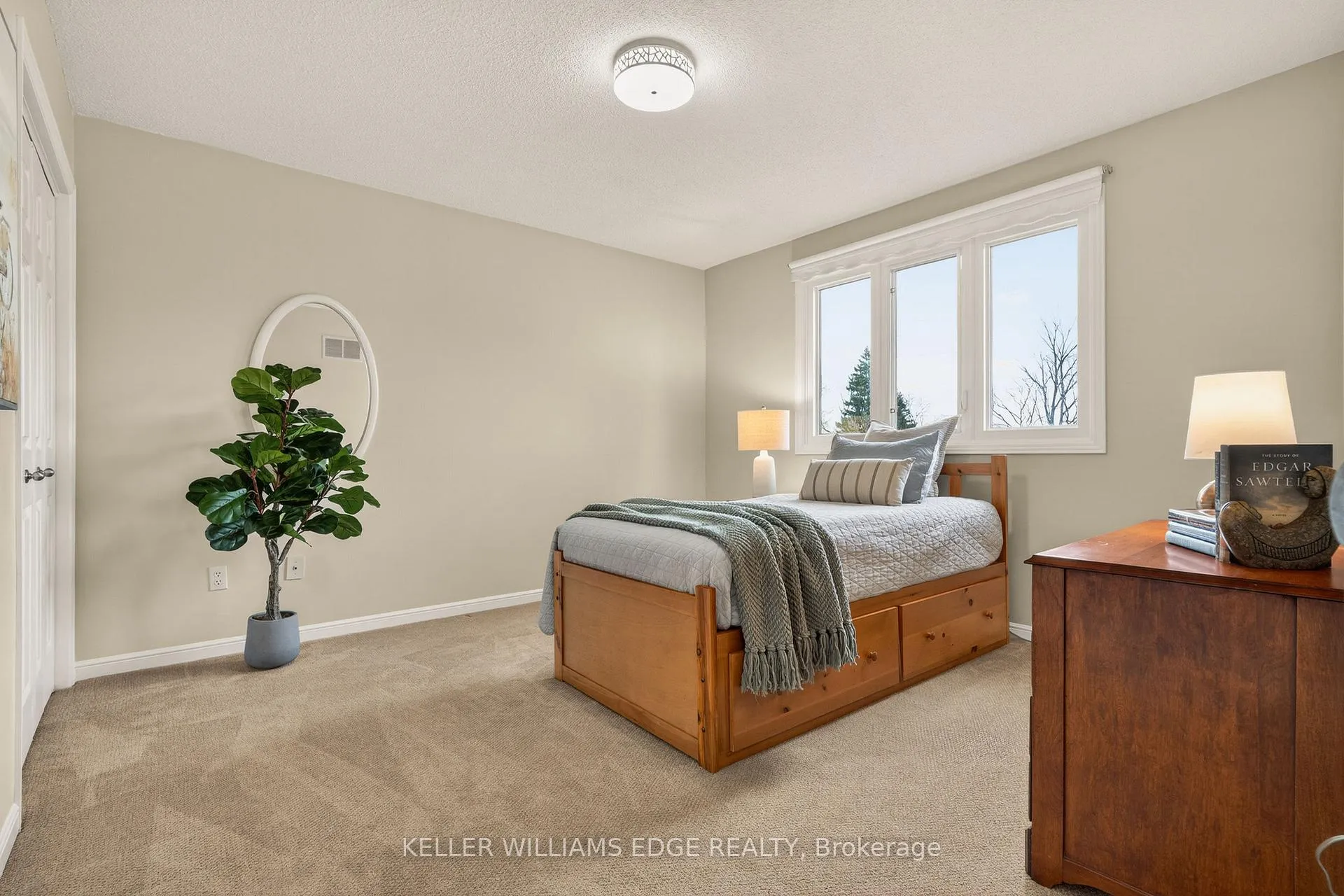 Photo 25 of 520 Woodview Road, Burlington, Roseland — HOMEH